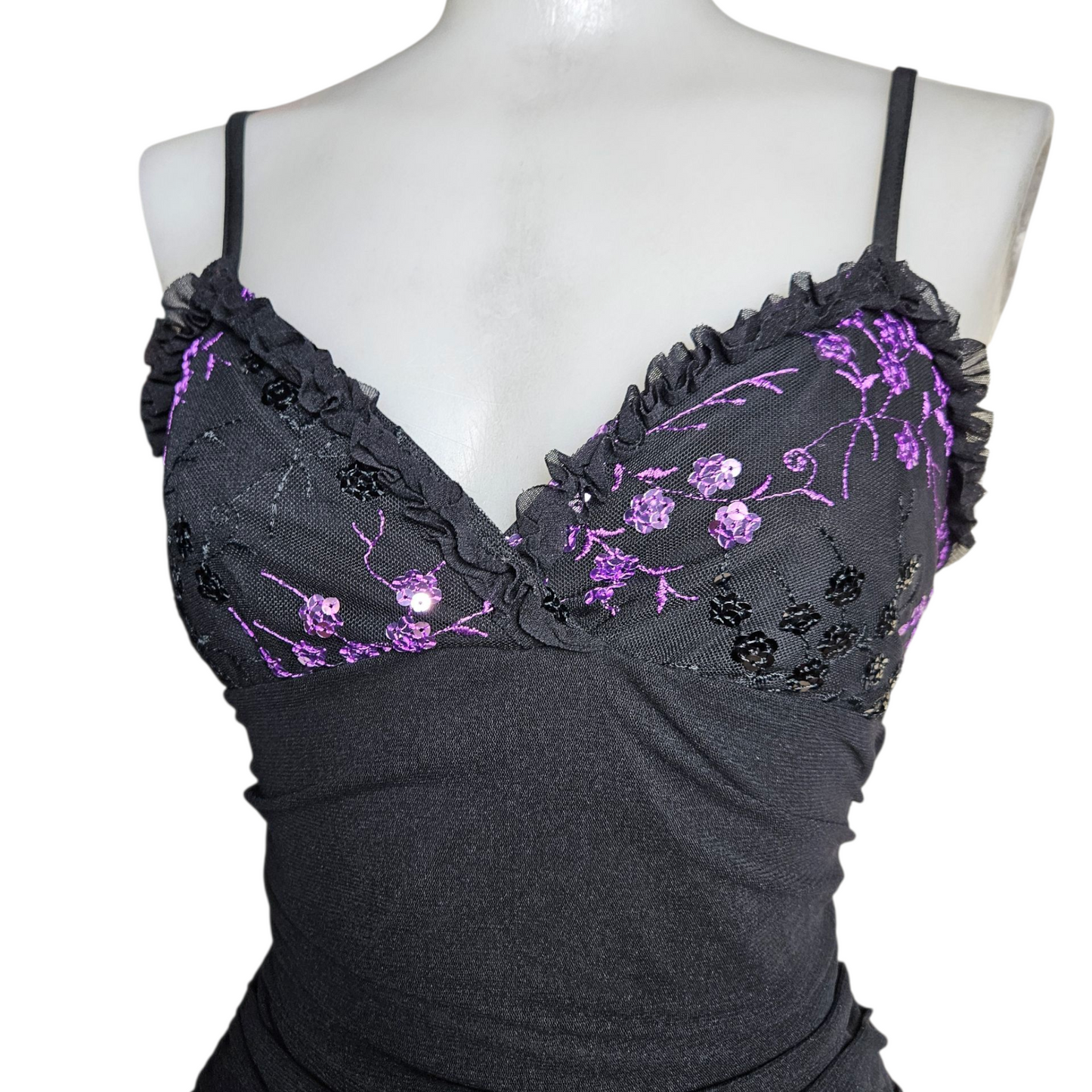 Voile top decorated with purple sequins