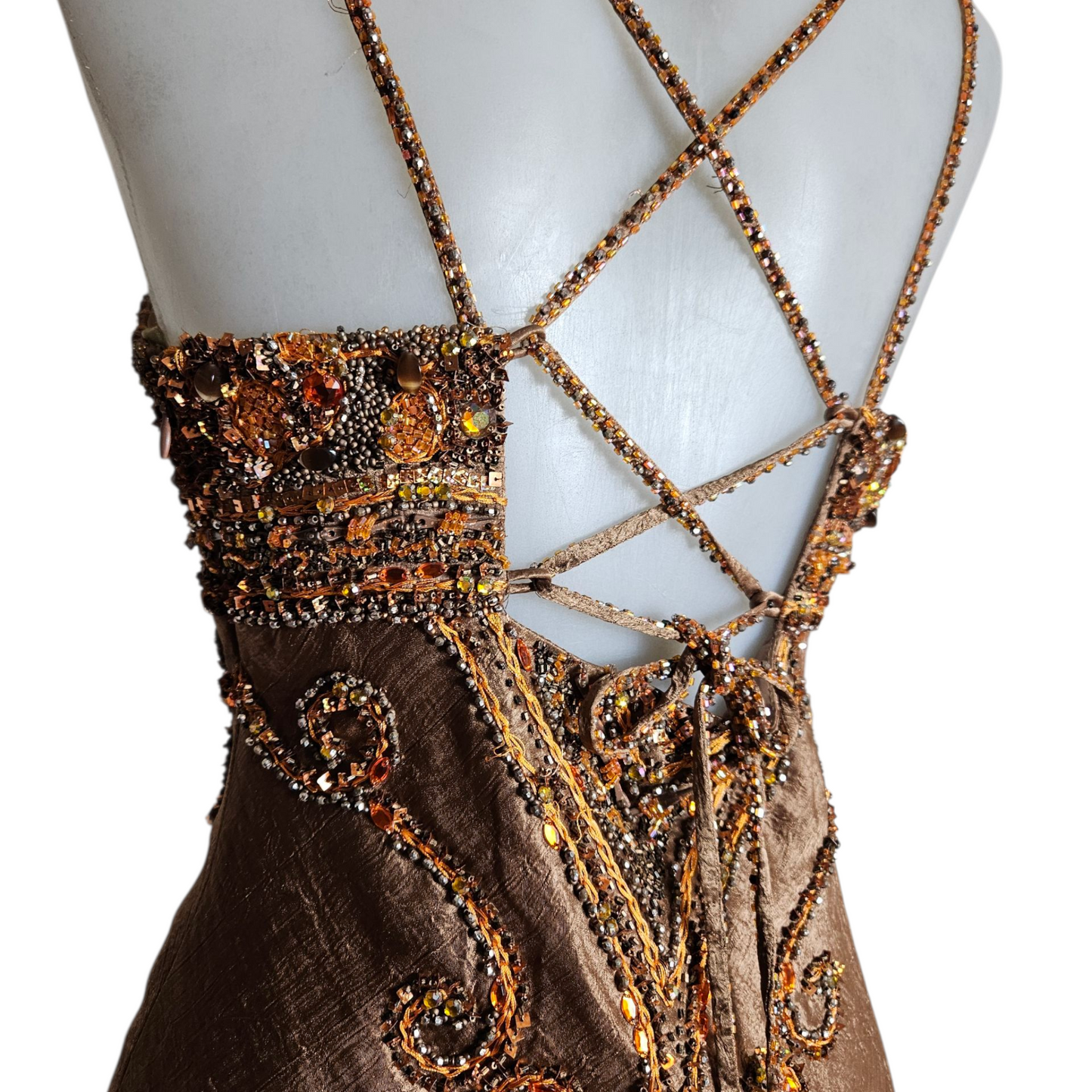 Robe de soirée brodée de perles