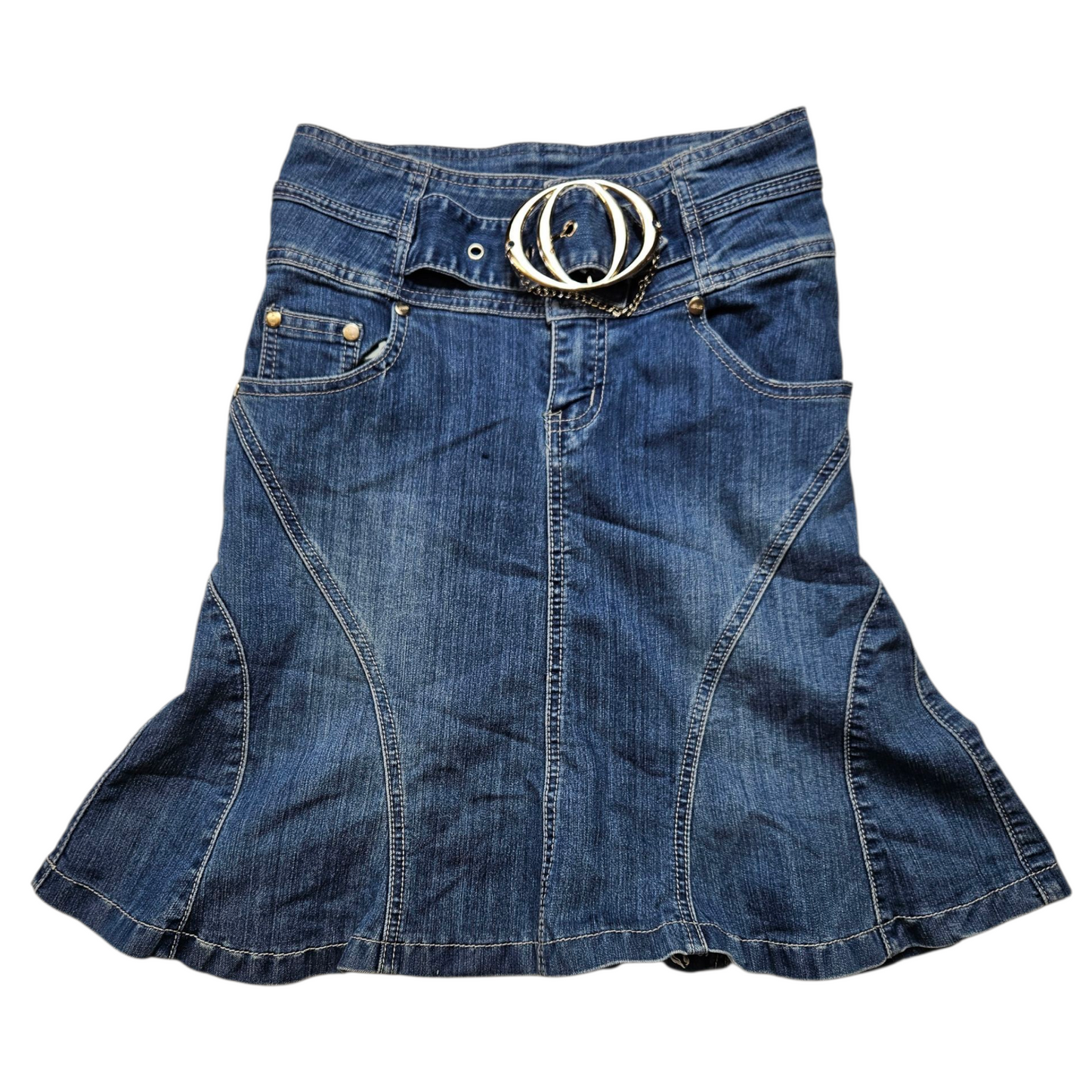 Denim skirt with buckle