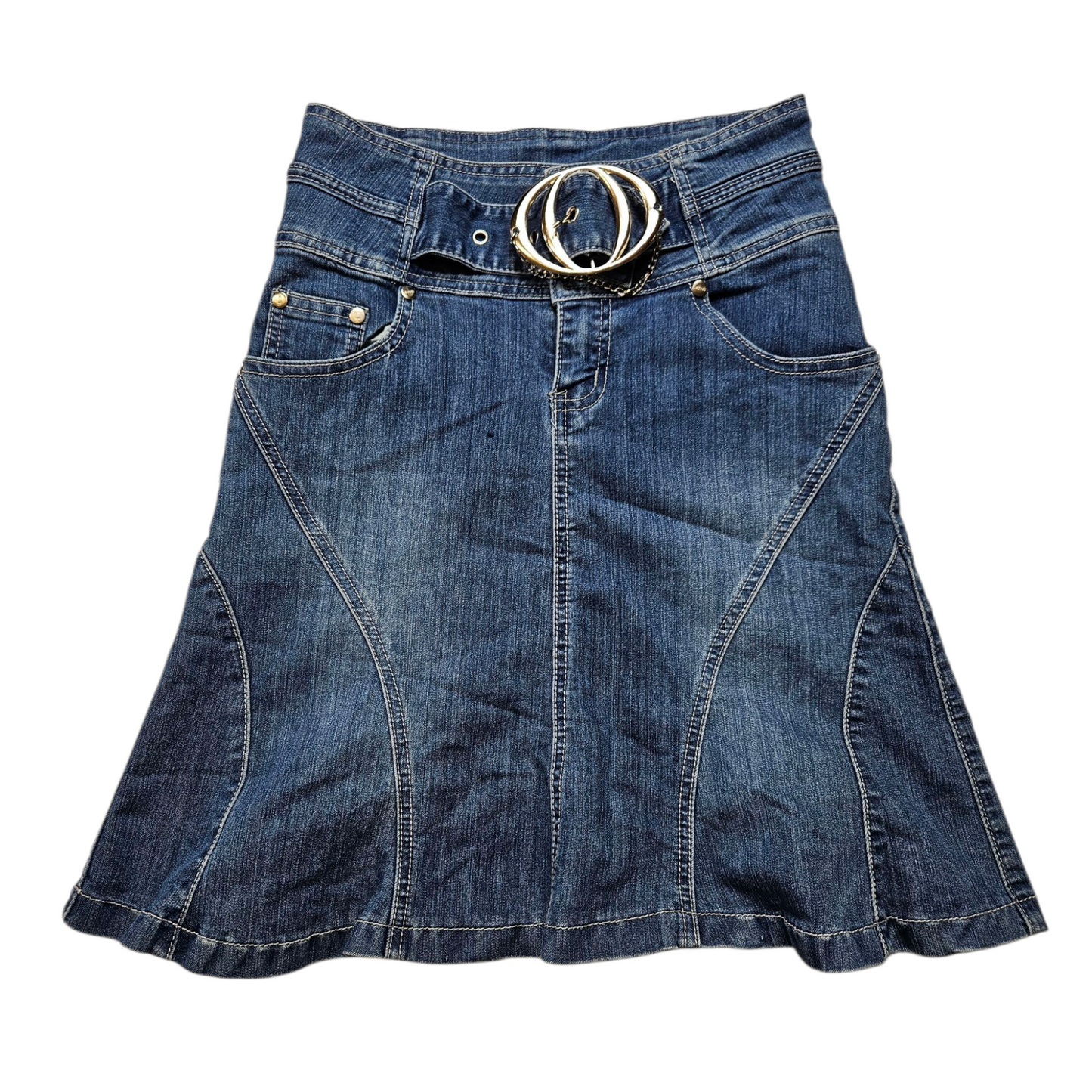 Denim skirt with buckle