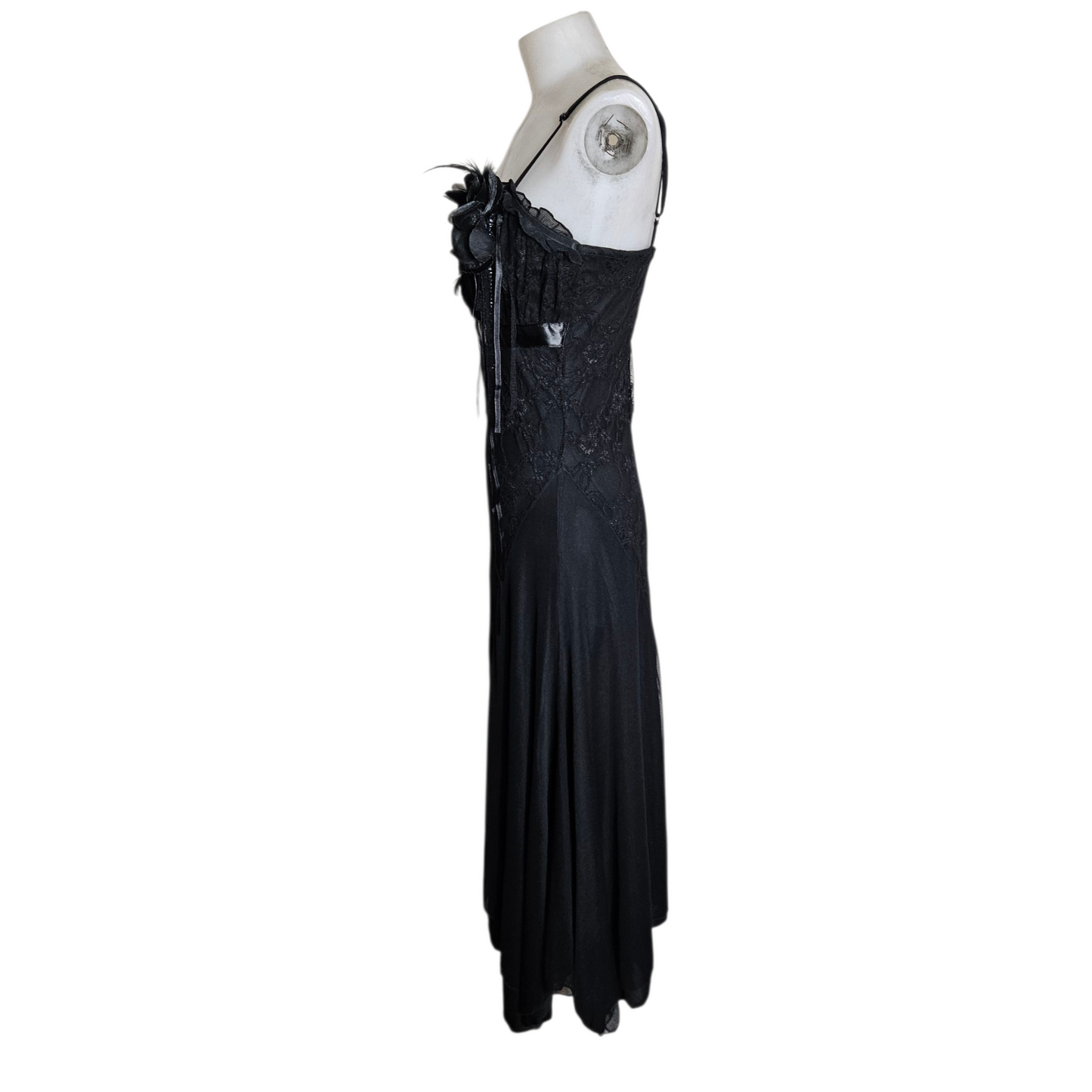 Asymmetrical dress with lace