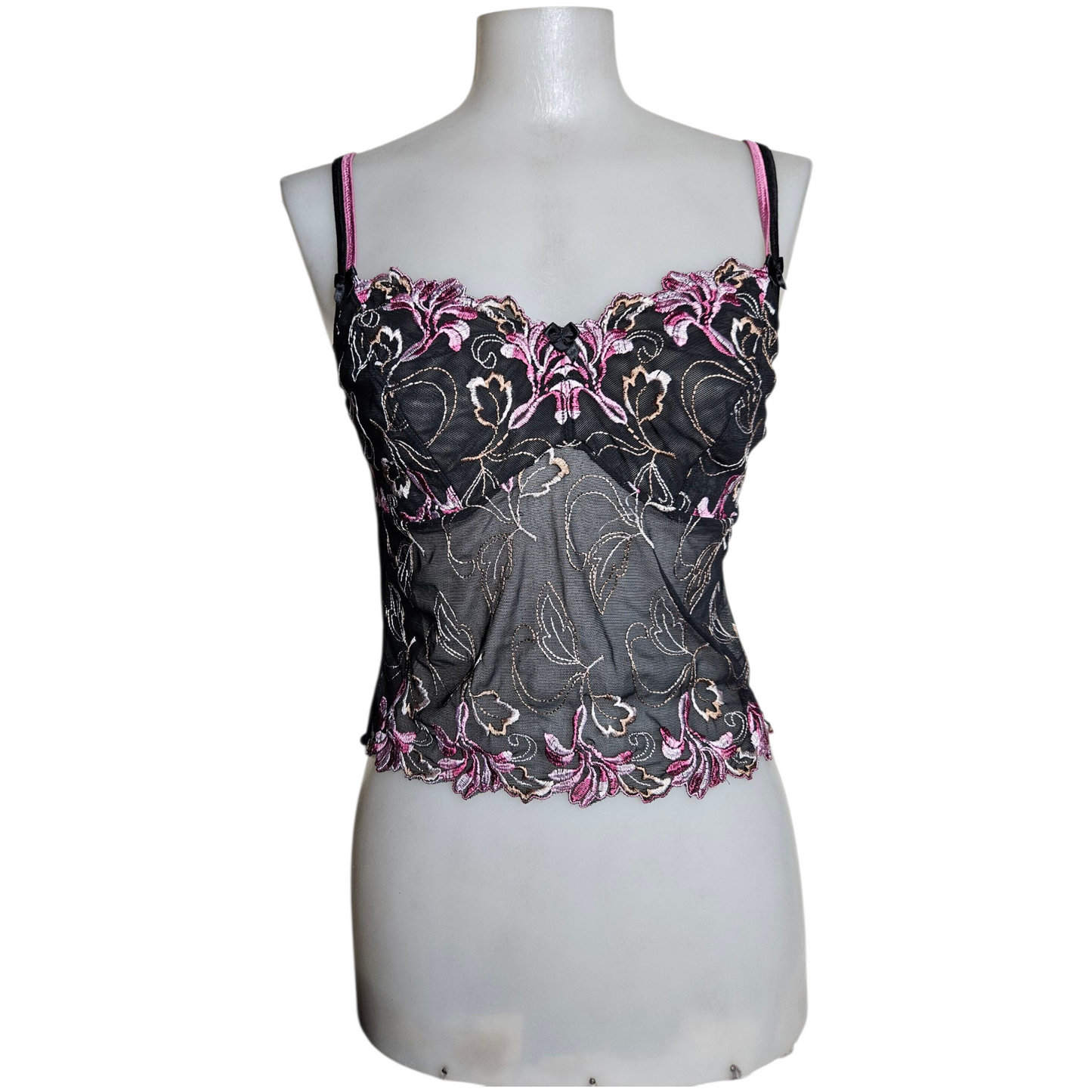Haut en voile noir brodé de fleurs