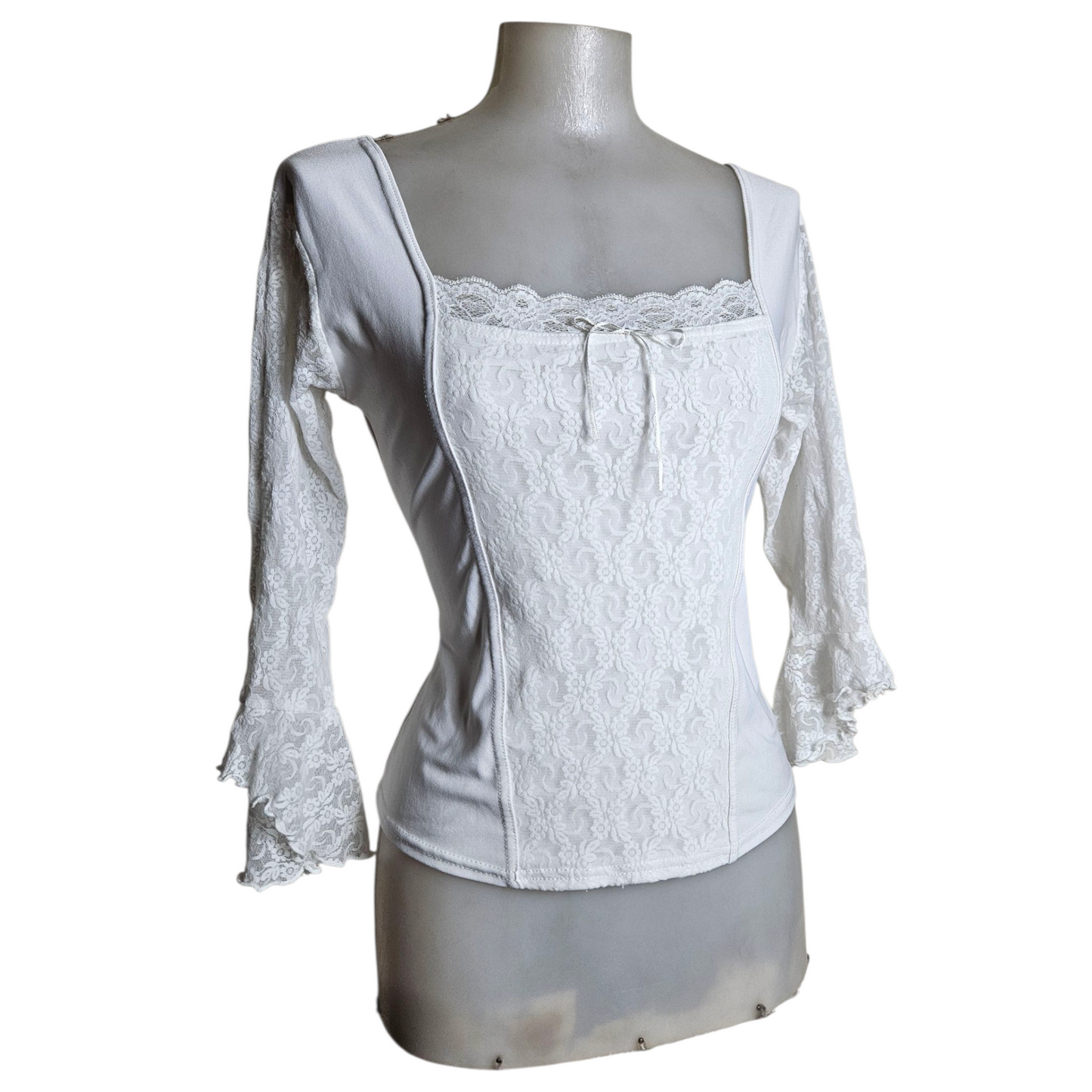 White square neck top with lace