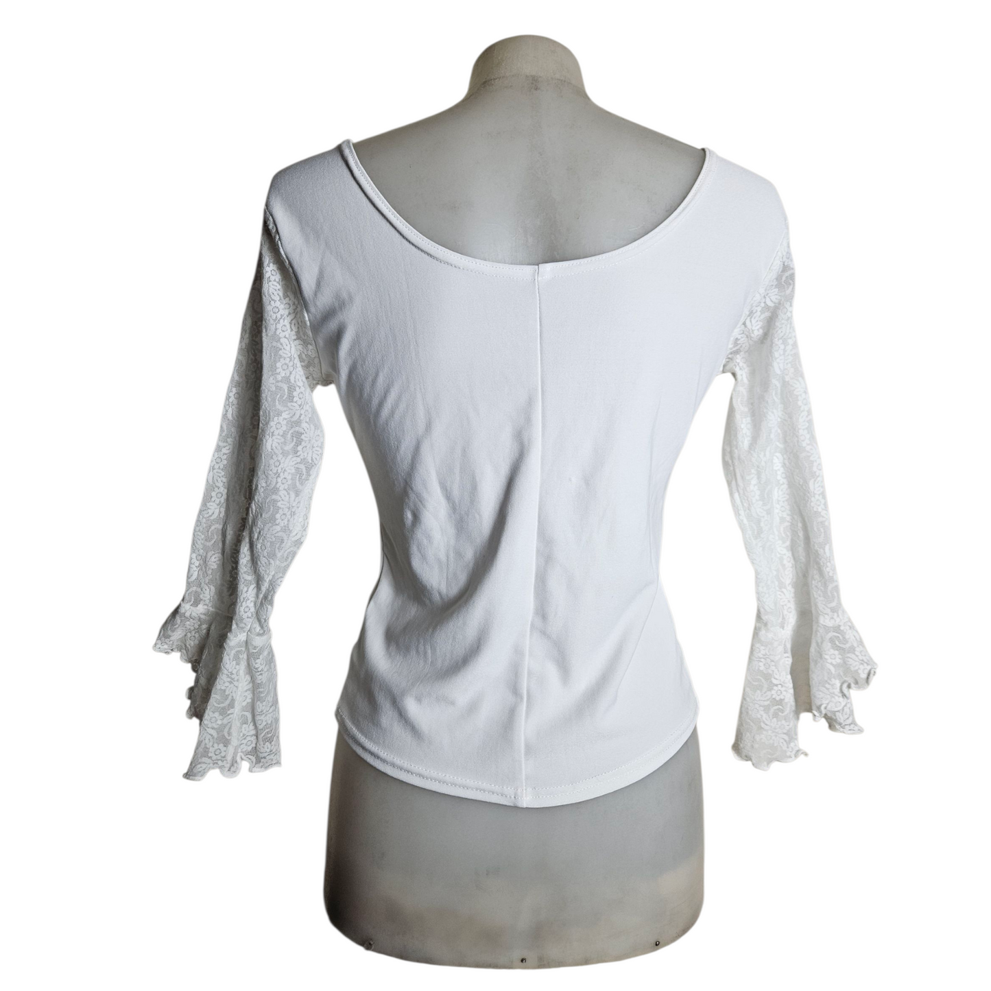 White square neck top with lace