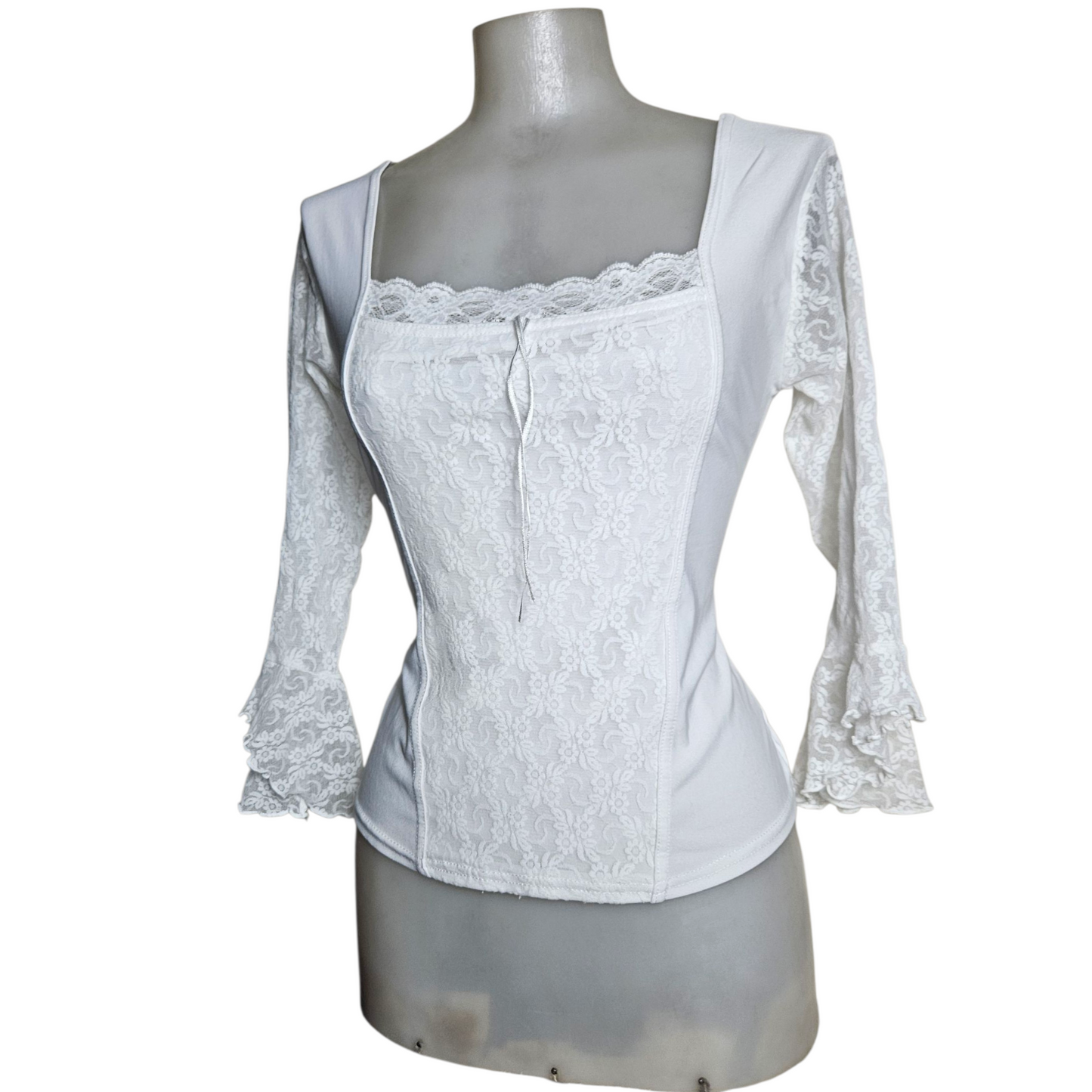 White square neck top with lace
