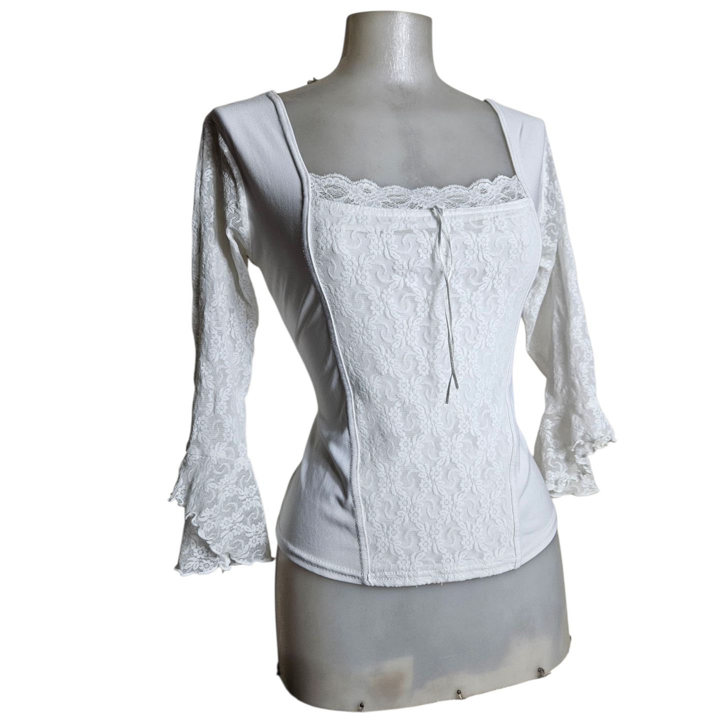 White square neck top with lace