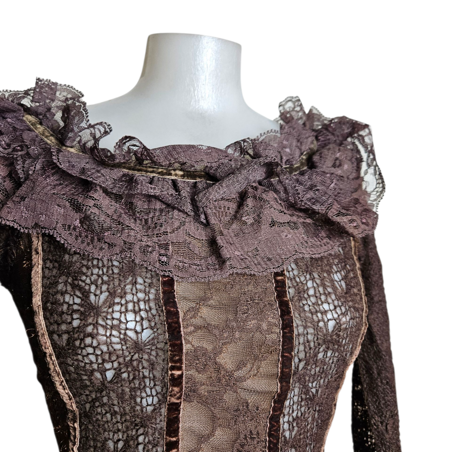 Lace and velvet top with ruffles