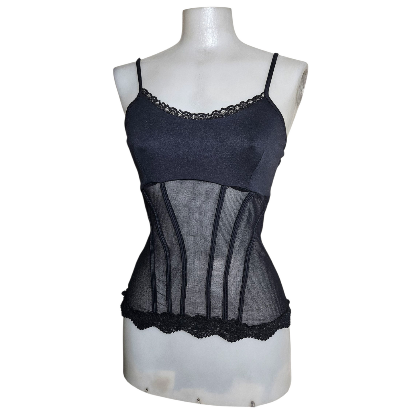 Two-material transparent top at the belly