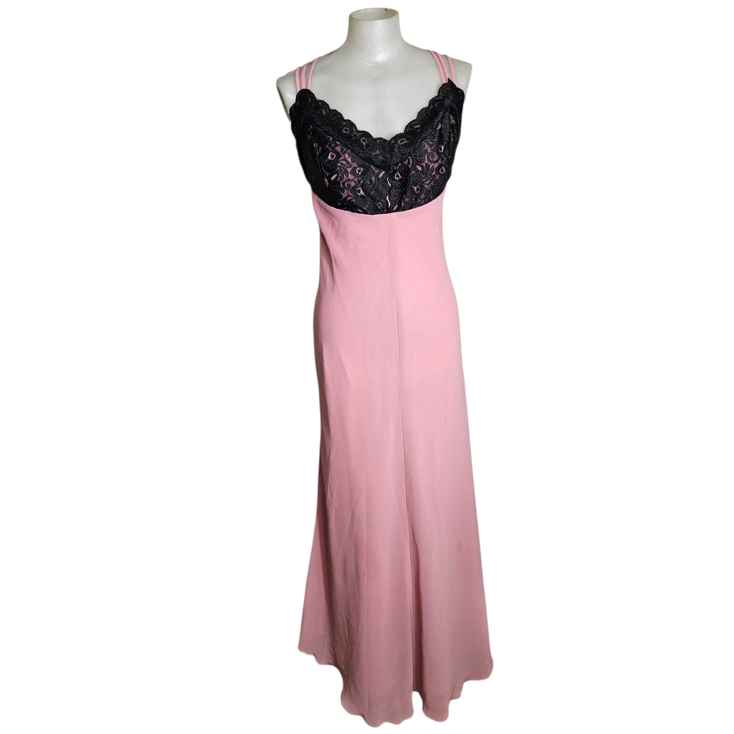 Maxi robe dos nu rose détails dentelle noire