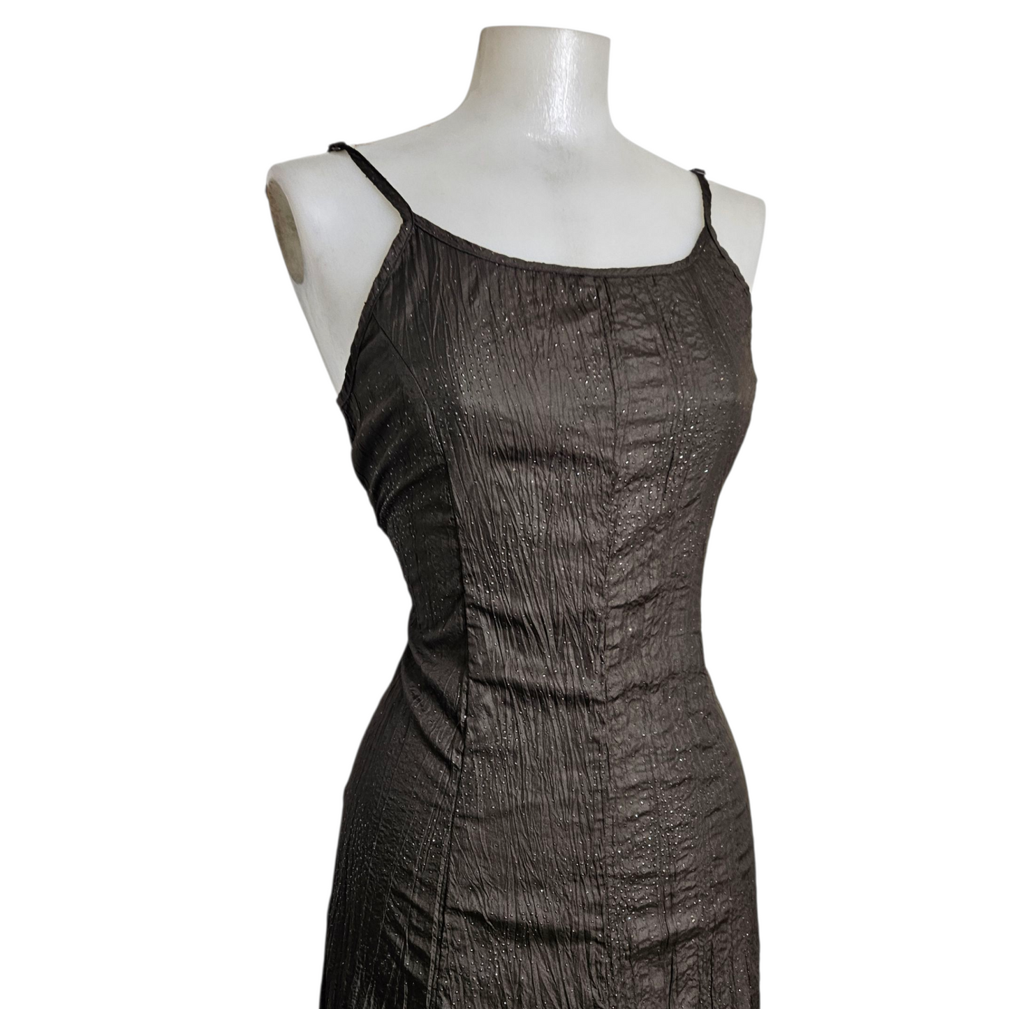 Maxi robe satinée marron légère strass