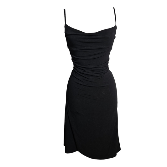 Robe cintrée col bénitier