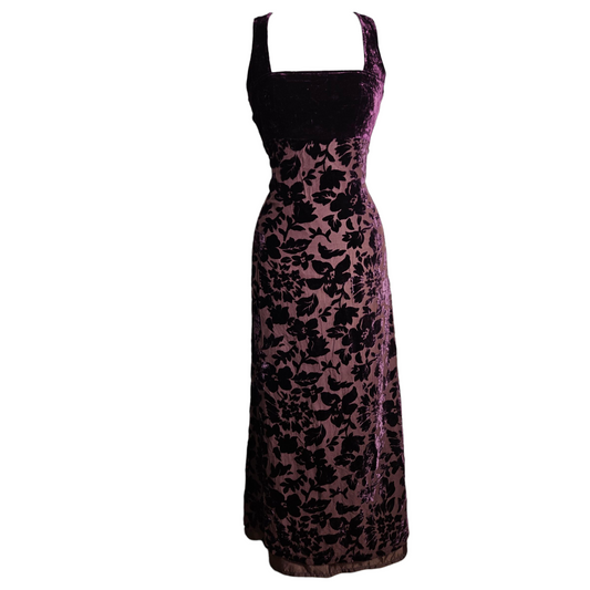 Robe en soie motif en velours ras