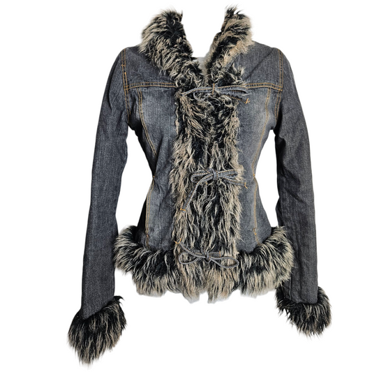 Manteau en denim col fausse fourrure