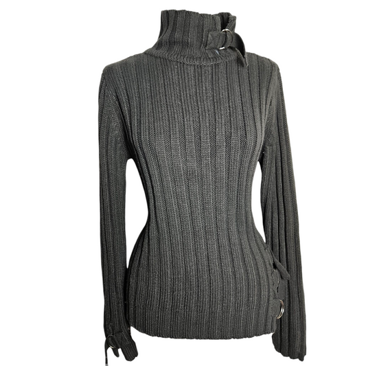 Pull côtelé détails sangles