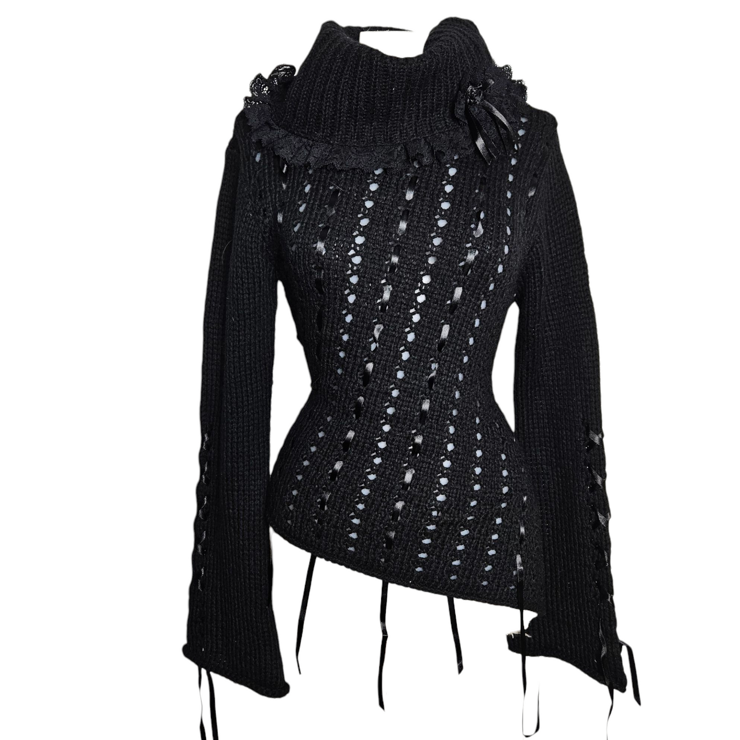 Pull asymétrique détails satinés