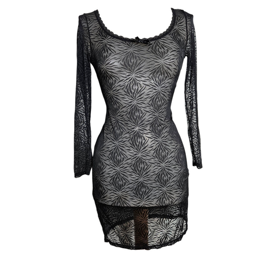 Mini robe en dentelle noire