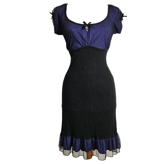 Robe noir et violette