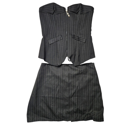 Ensemble corset et mini jupe