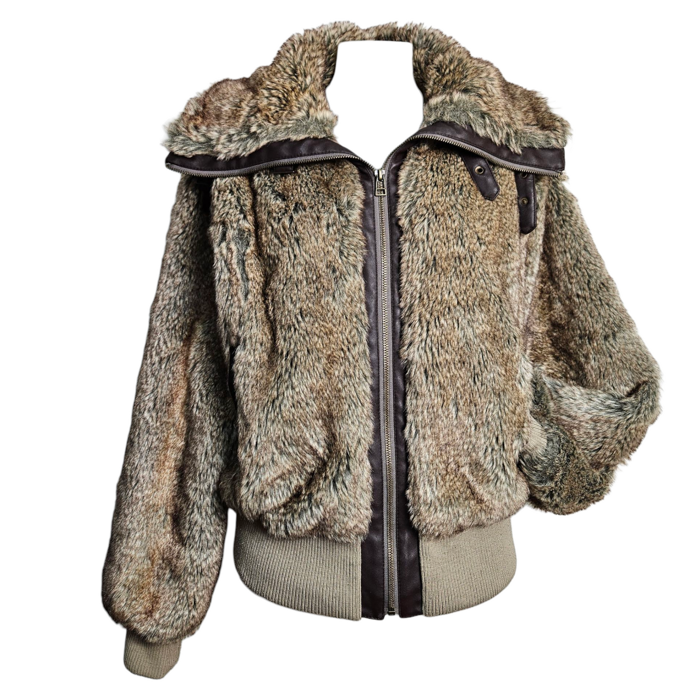 Manteau court fausse fourrure