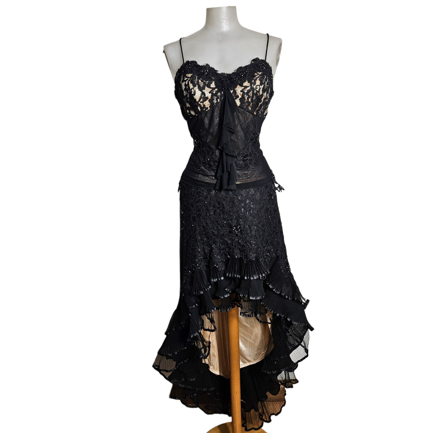 Ensemble en voile brodé