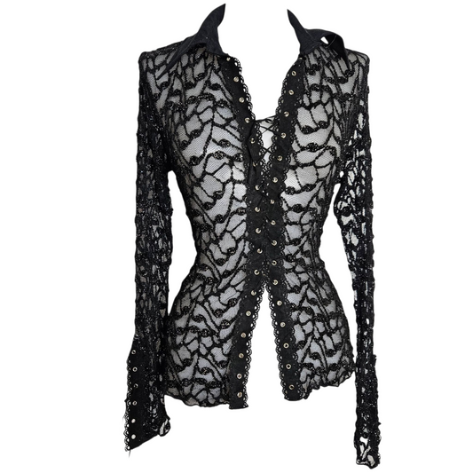 Chemisier noir en dentelle à laçage