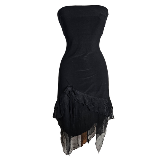Robe bustier noire détails voile