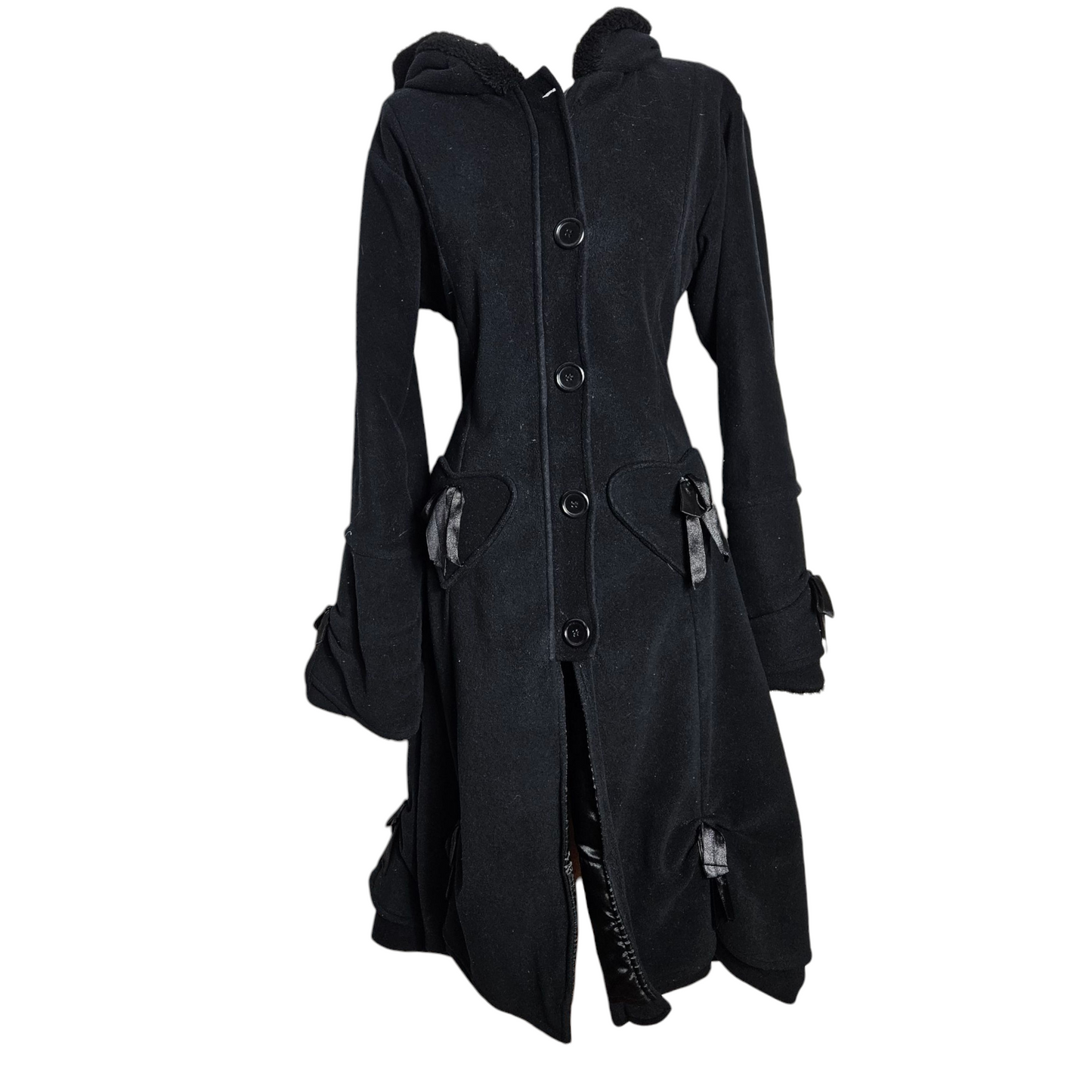 Abrigo negro con cordones