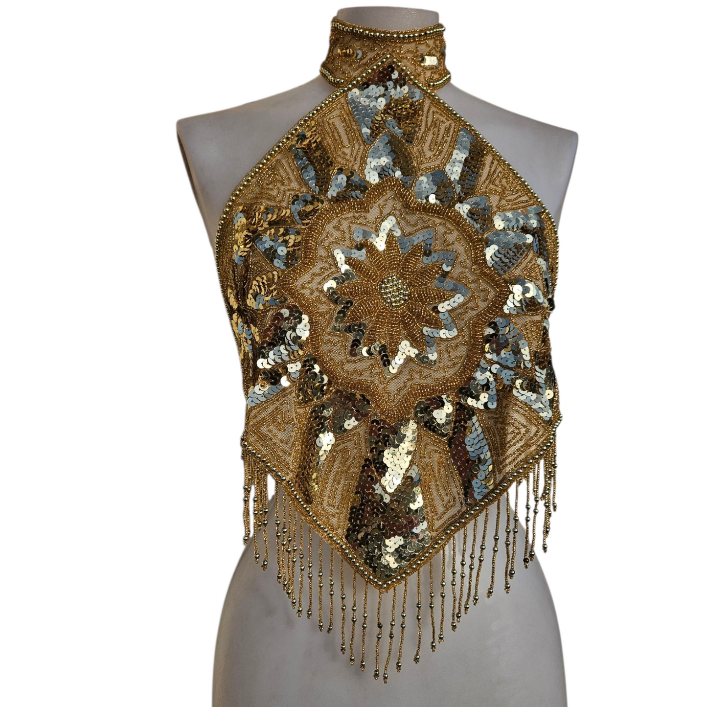 Dos nu brodé de sequins dorés