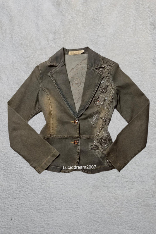 Veste en denim brodé
