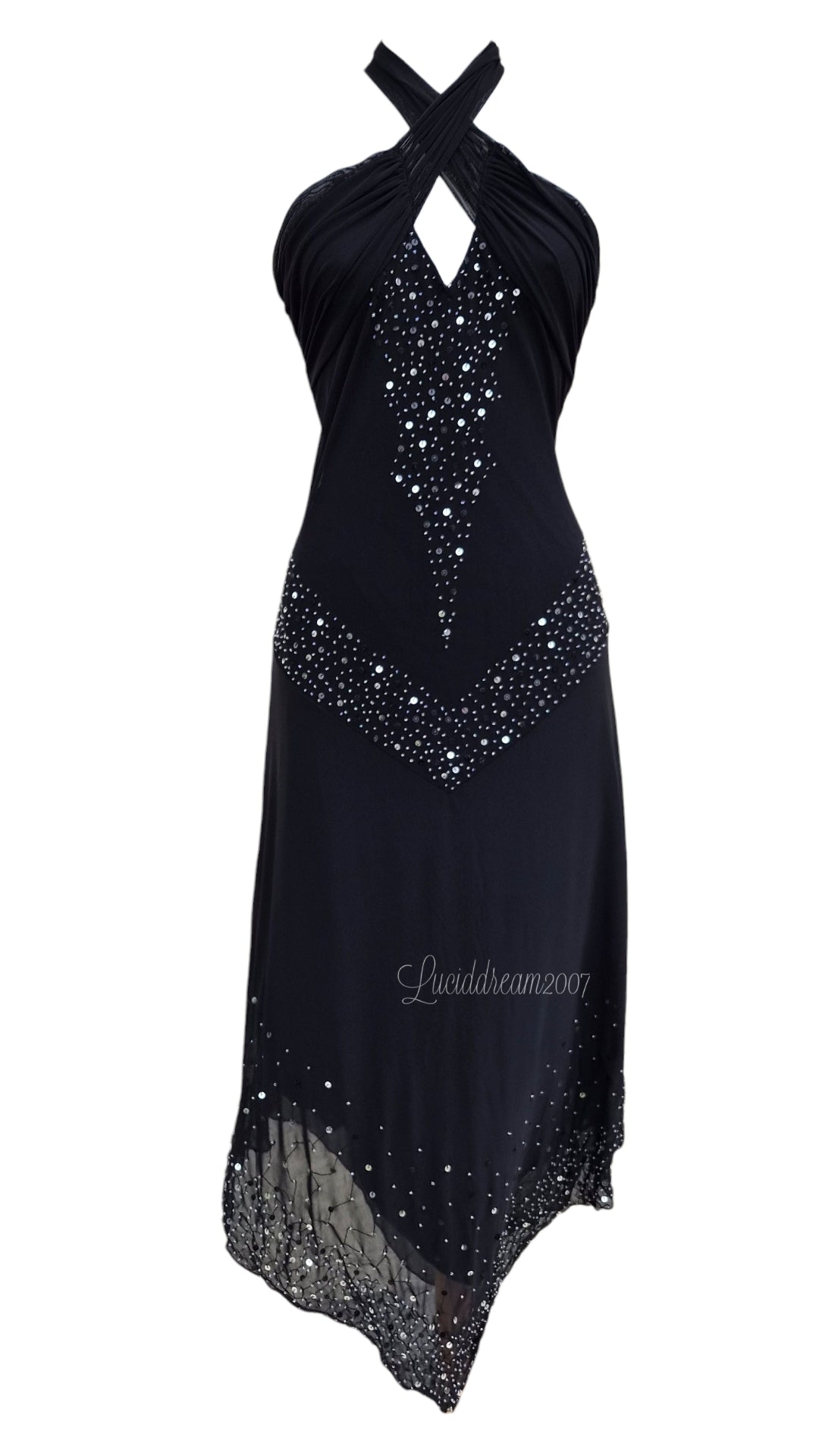 Robe dos nu en voile brodé