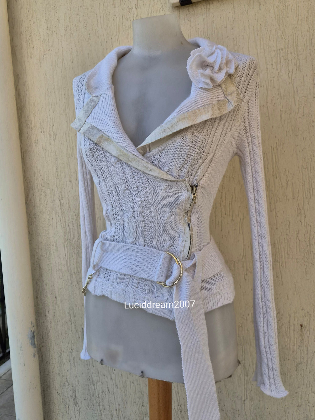 Veste en crochet Zone Bleue