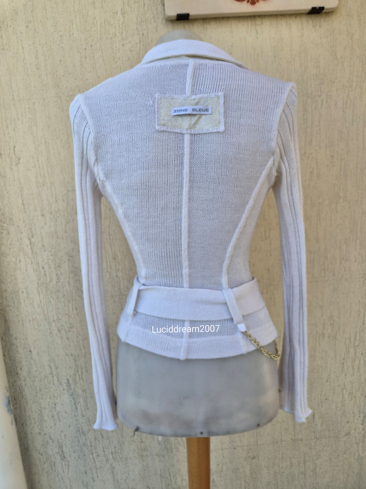 Veste en crochet Zone Bleue