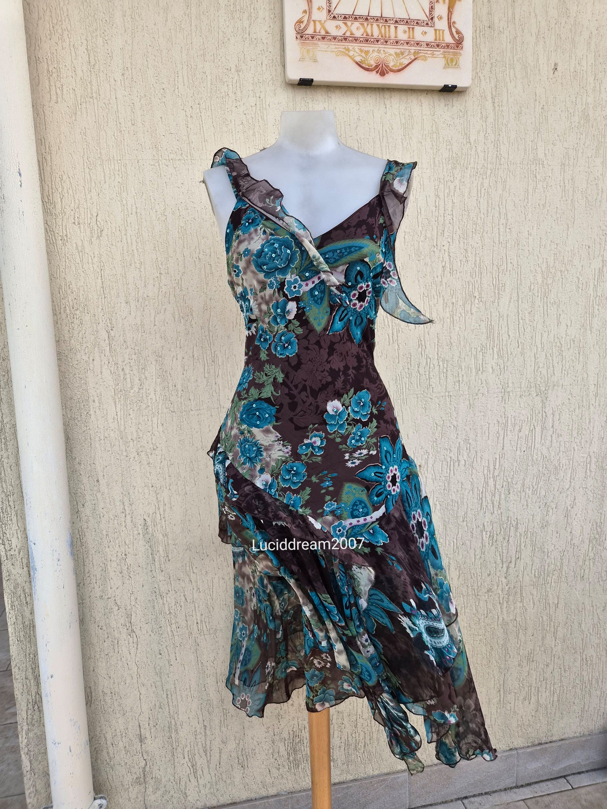 Robe en voile floral bleue et marron