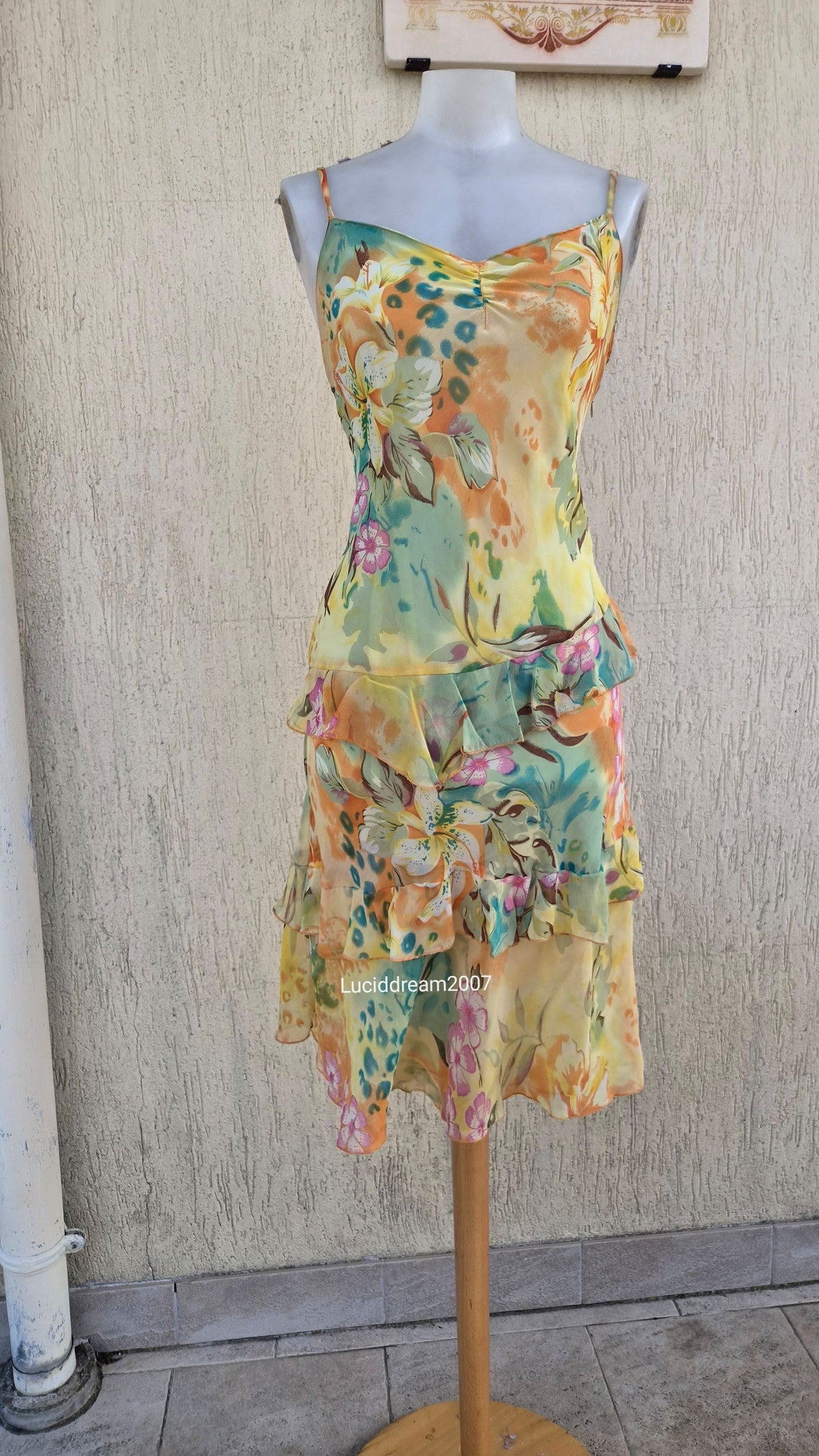 Robe en voile florale jaune