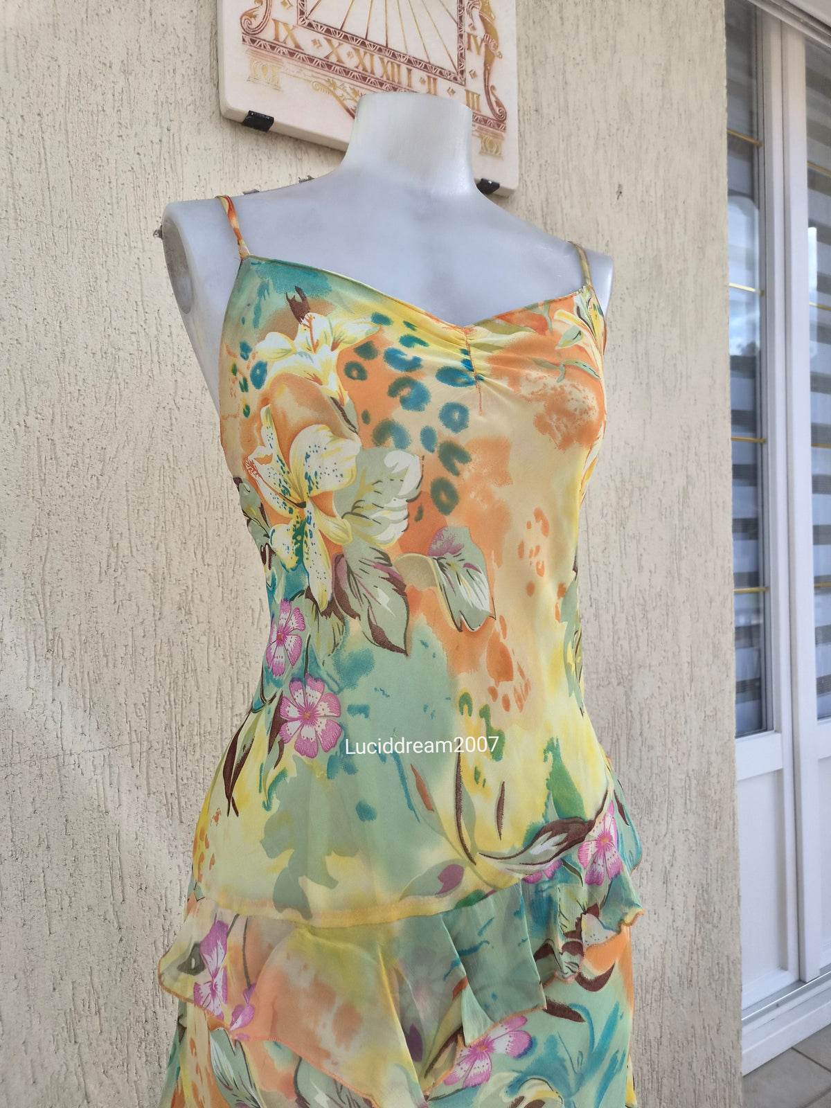 Robe en voile florale jaune