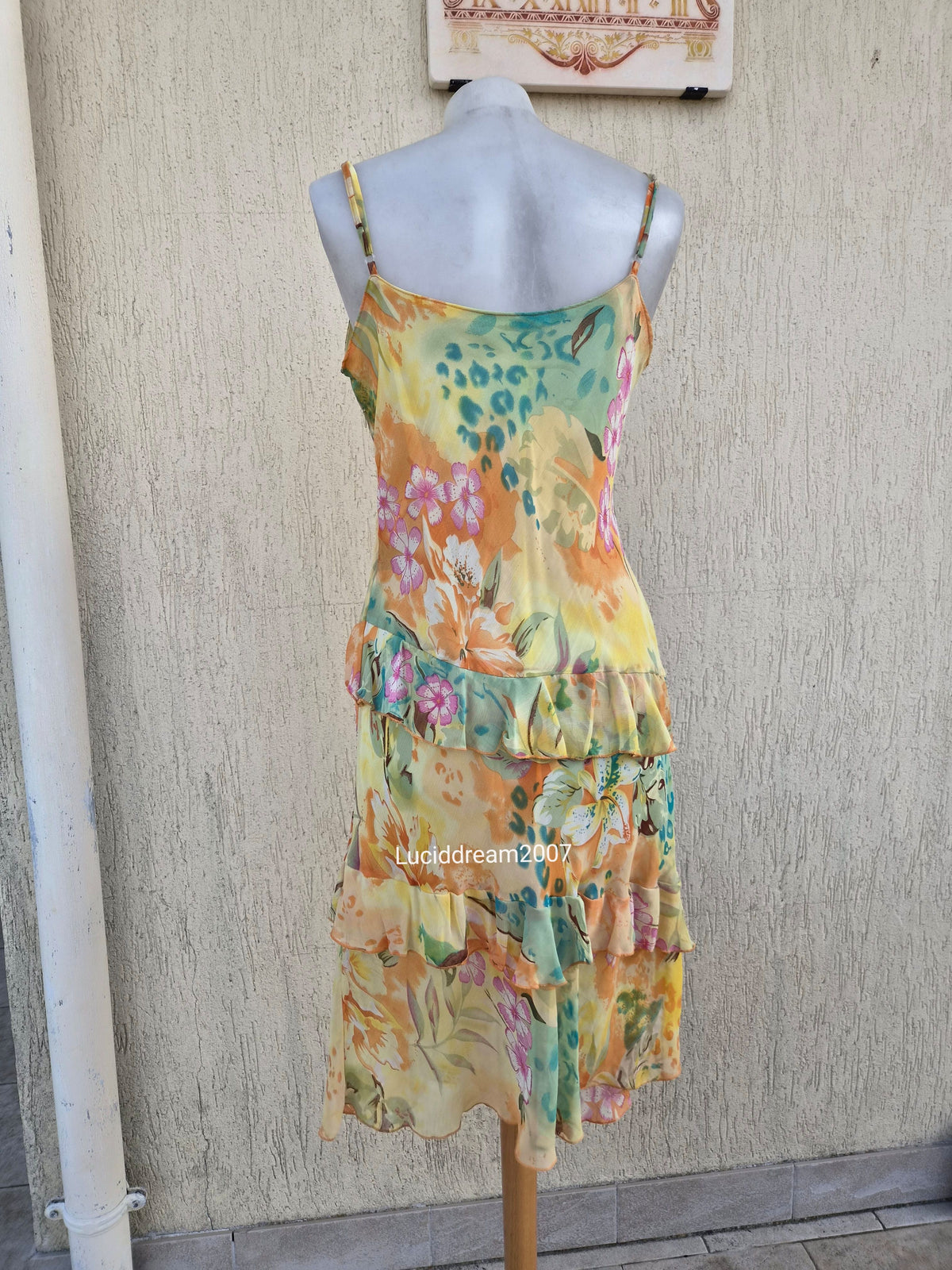 Robe en voile florale jaune