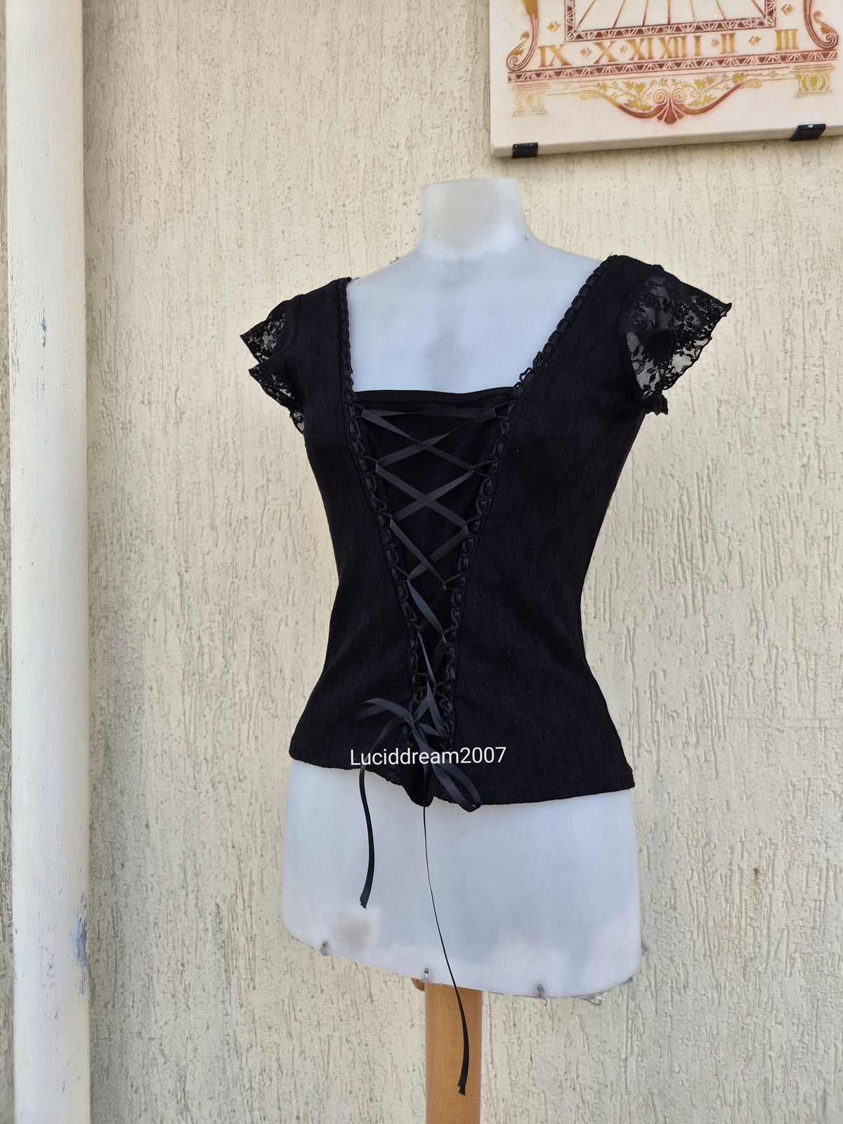 Haut esprit corset avec dentelle