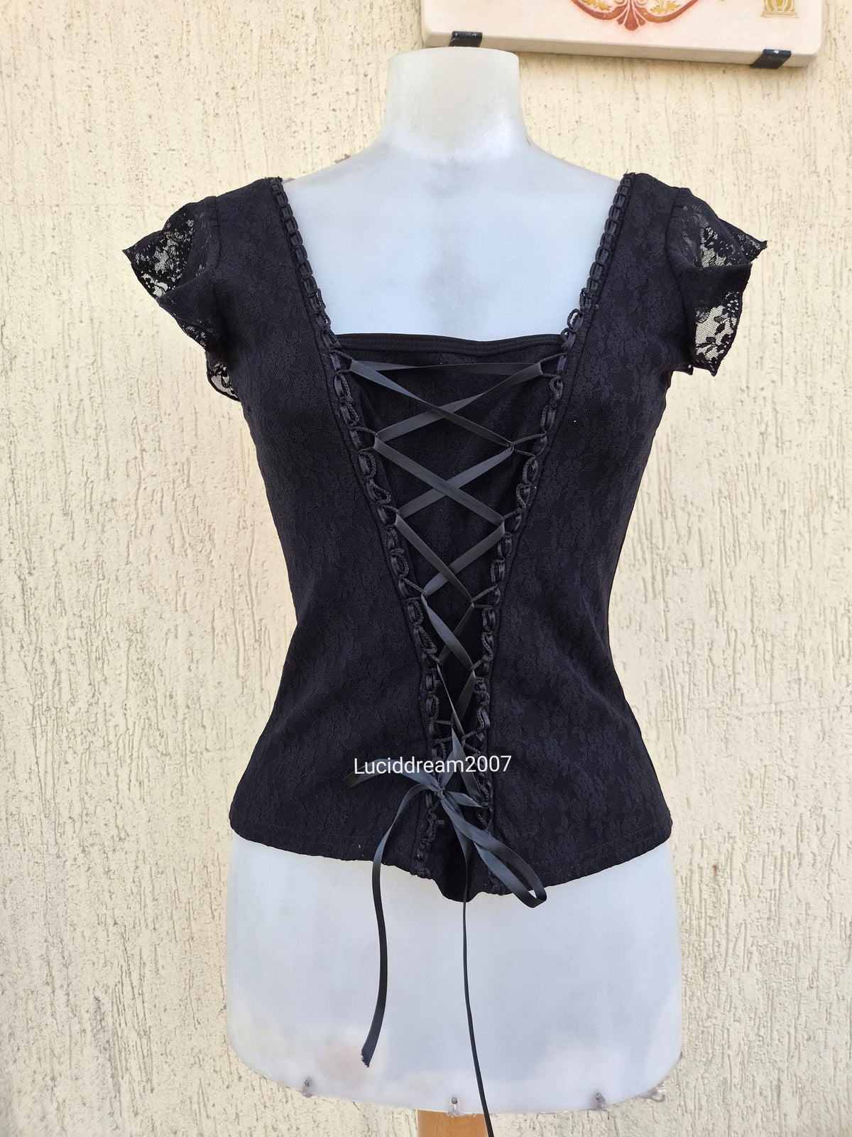 Haut esprit corset avec dentelle