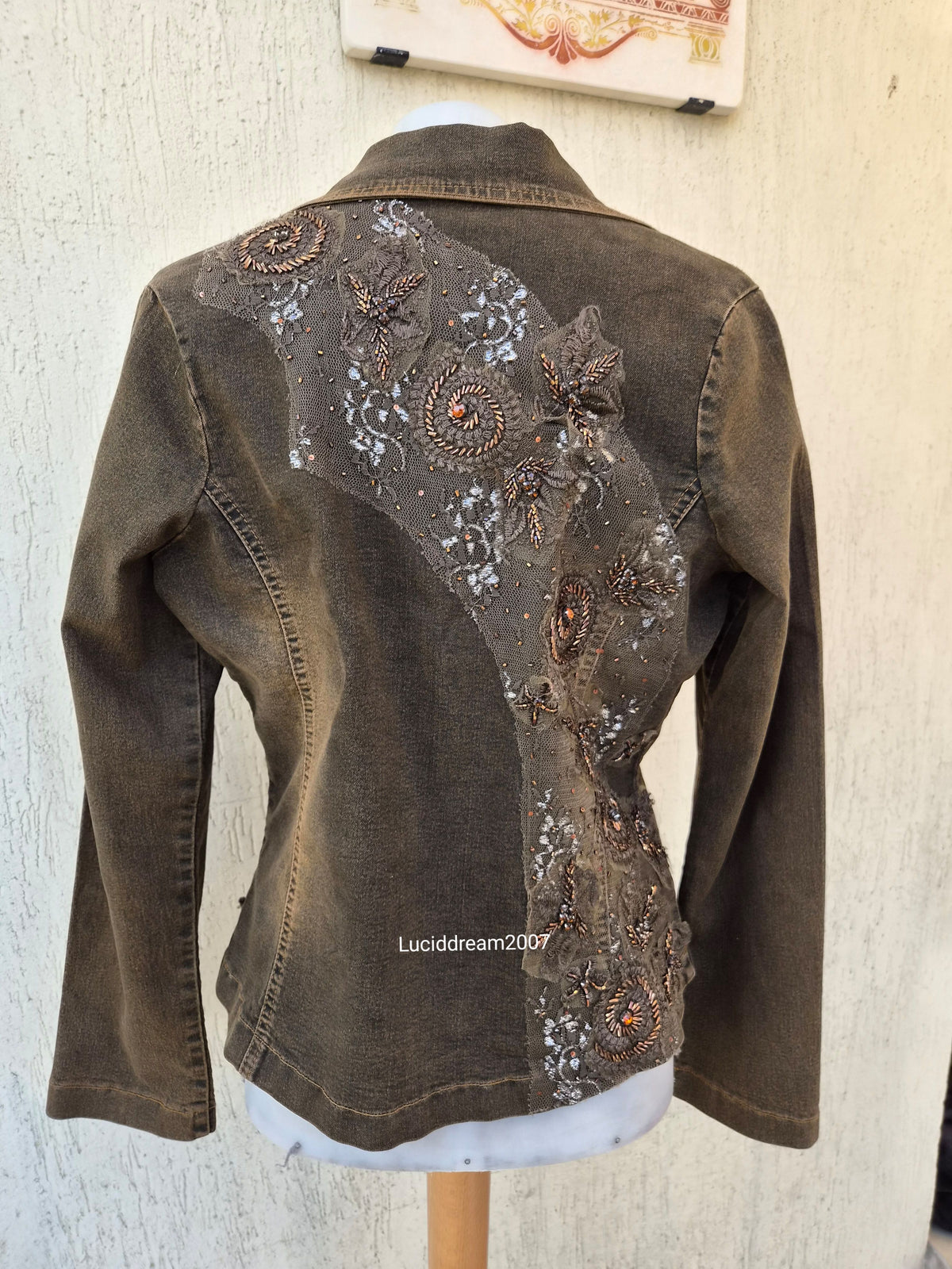 Embroidered denim jacket