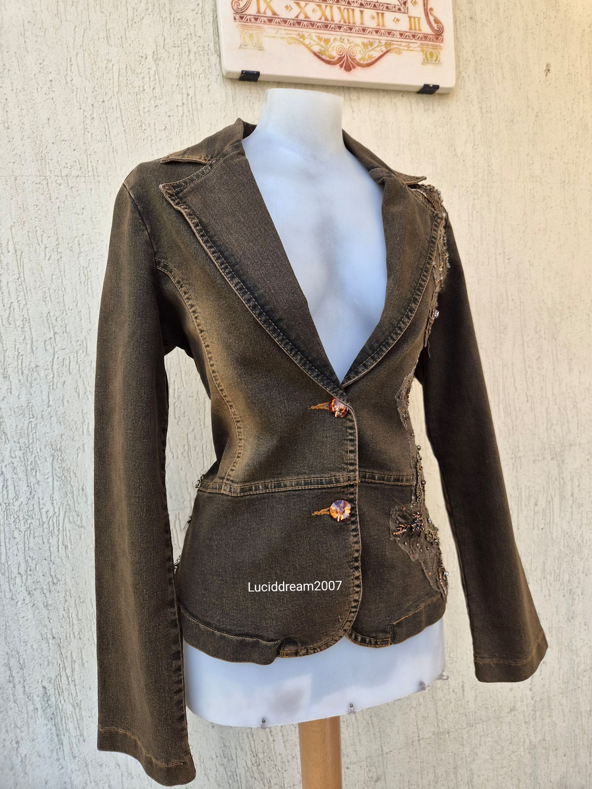 Embroidered denim jacket