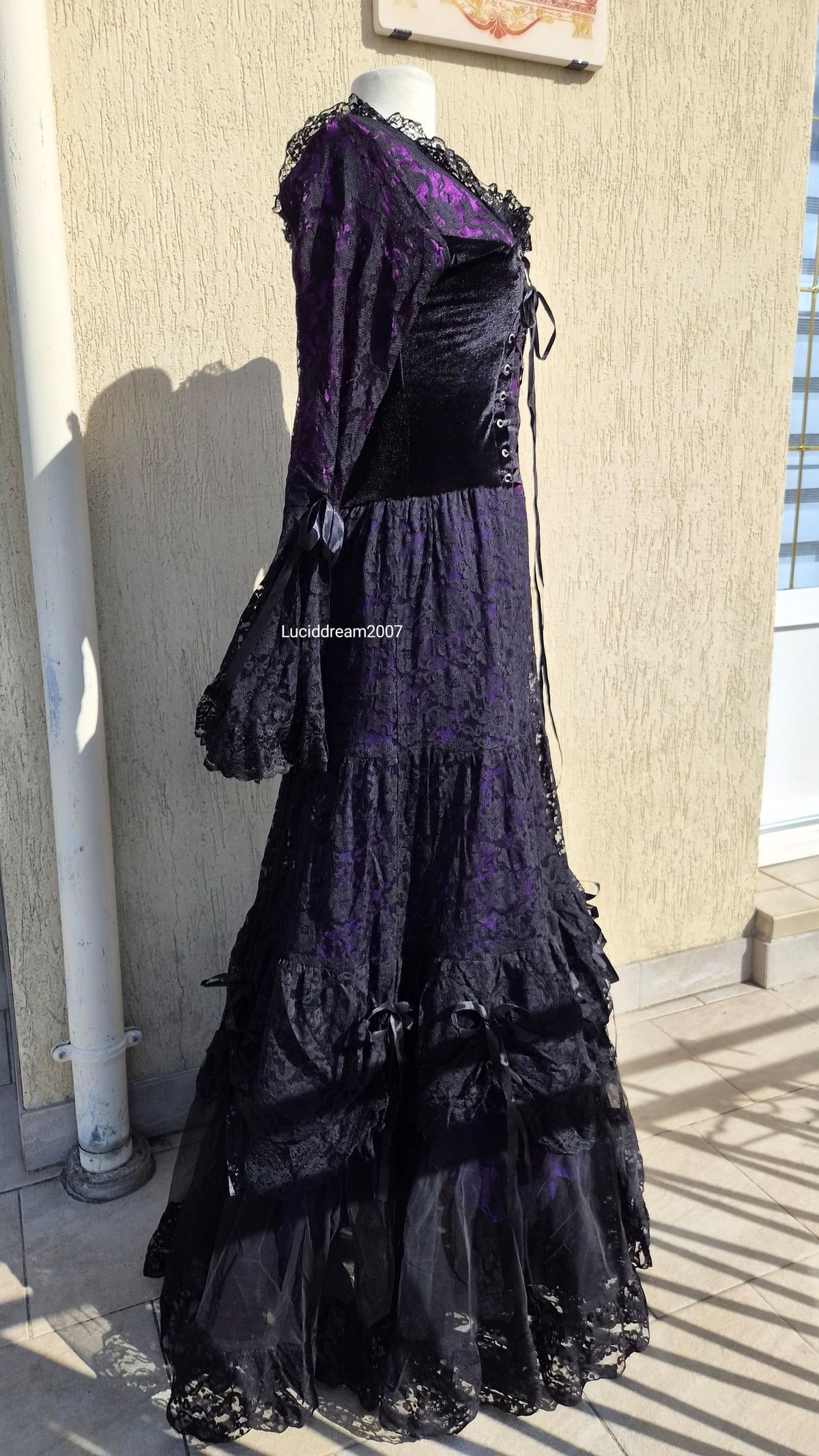 Robe en dentelle et velours BARES
