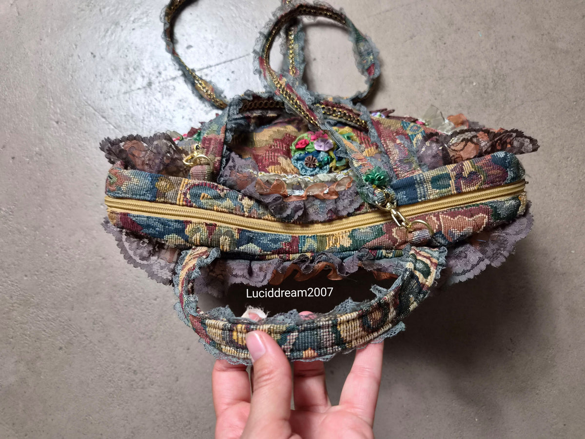 Sac brodé