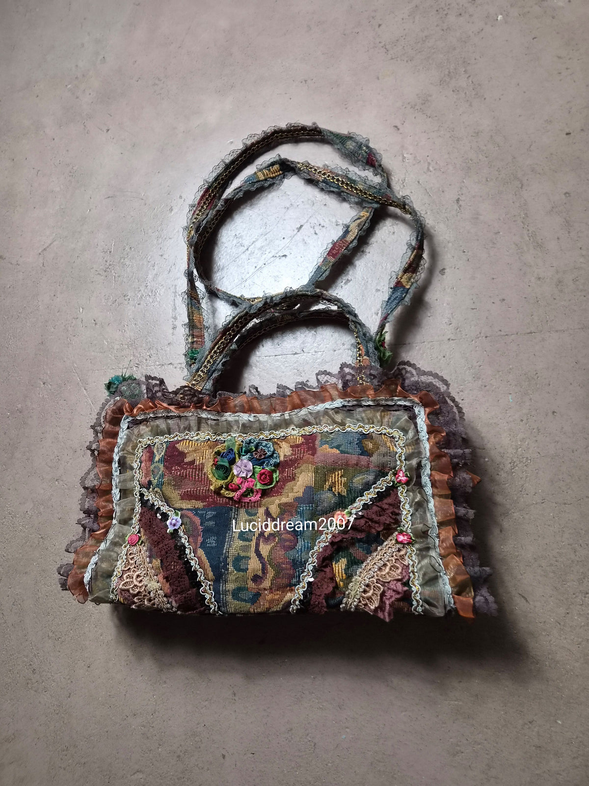 Sac brodé