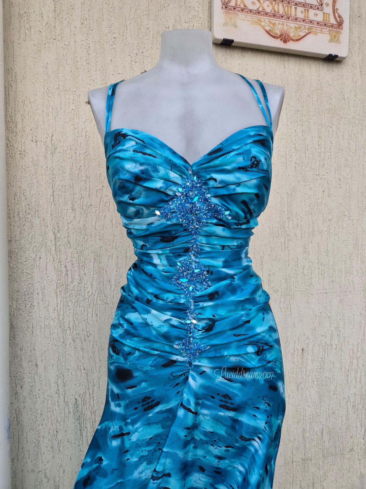 Robe asymétrique bleue Dave & Johnny
