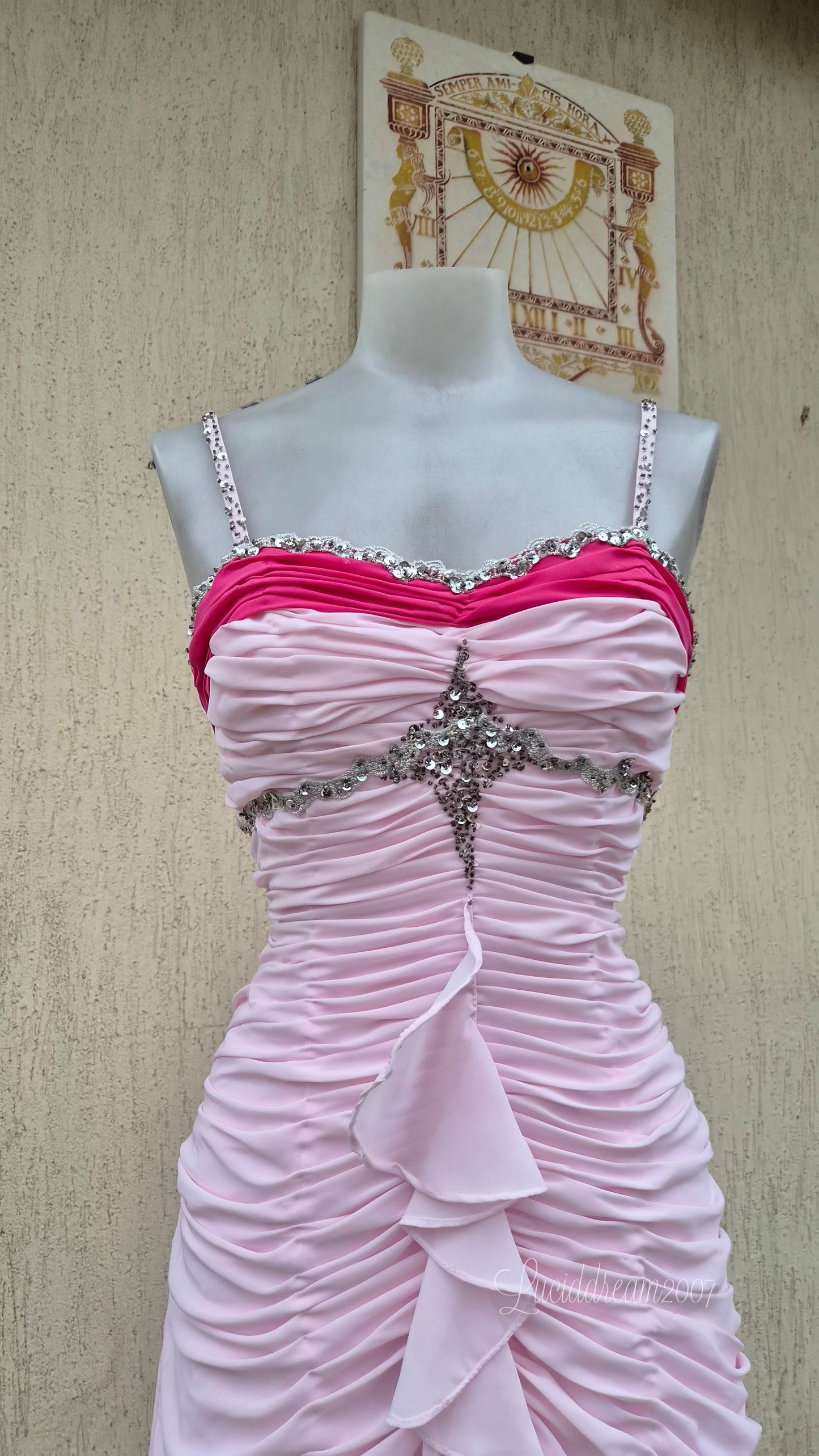 Robe rose deux tons dos lacé