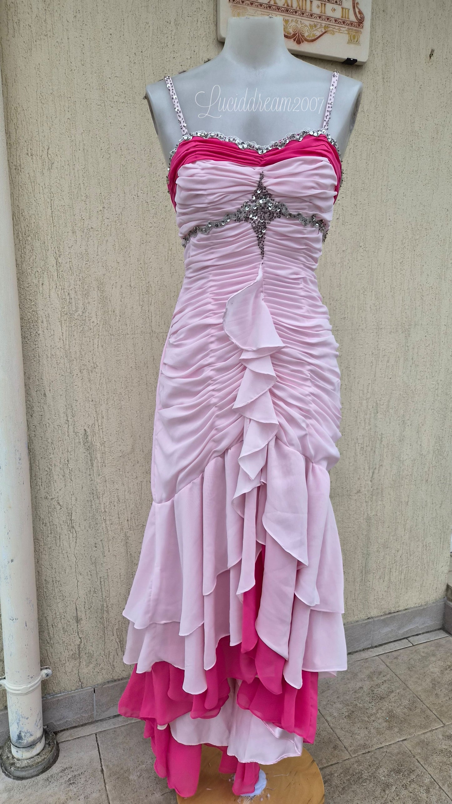 Robe rose deux tons dos lacé