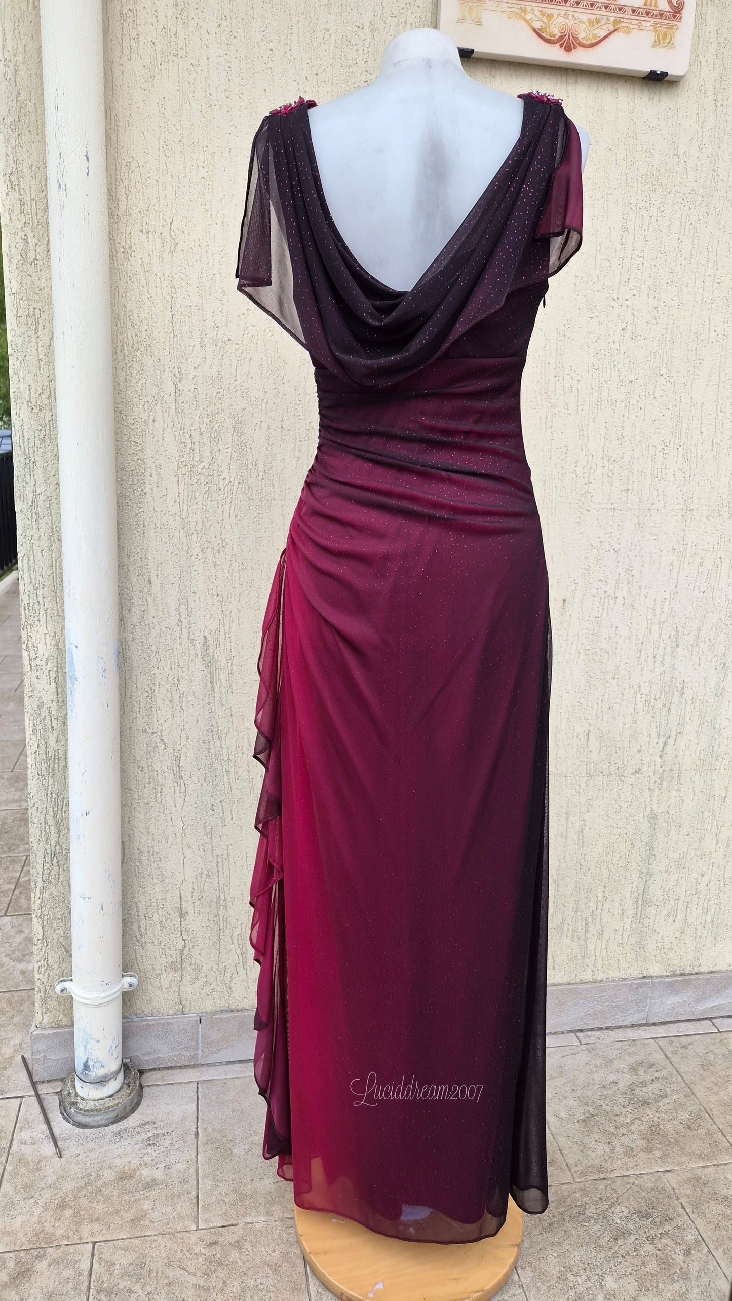 Robe rouge Betsy & Adam