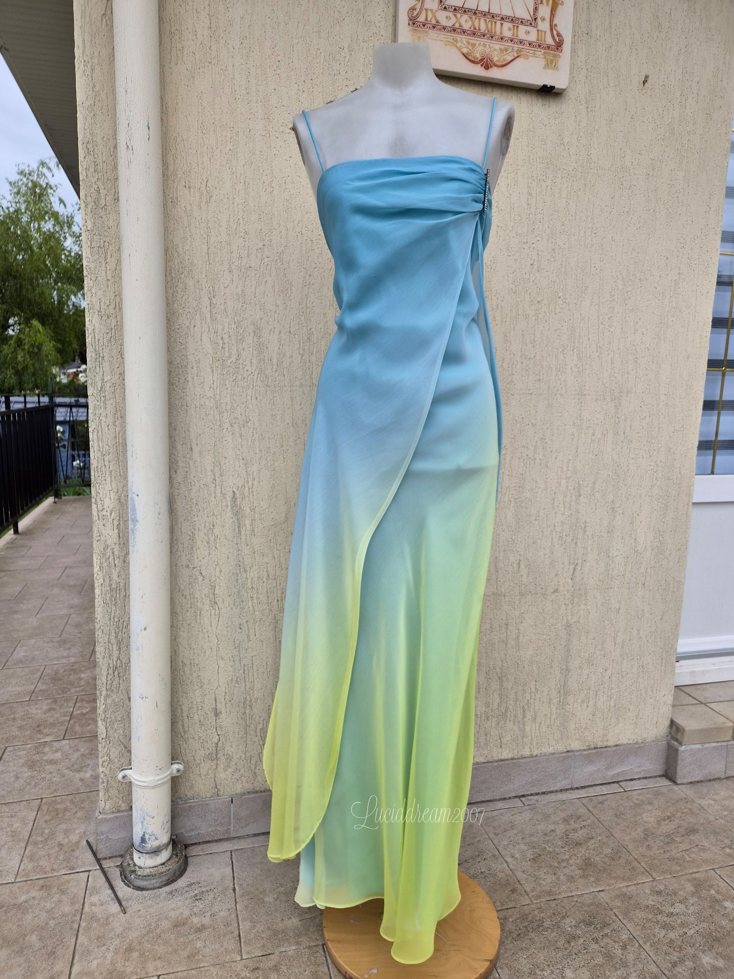 Robe dégradée bleue et verte