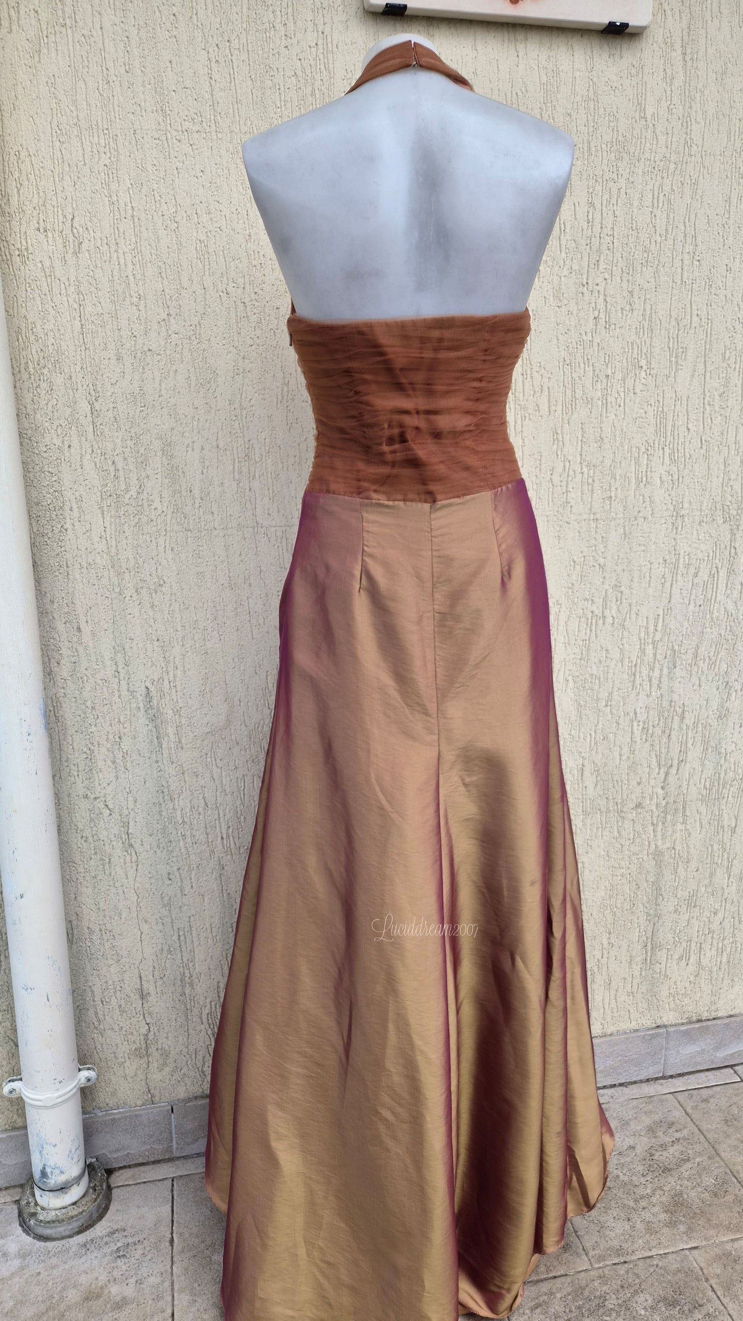 Robe dos nu irisée Magic Nights