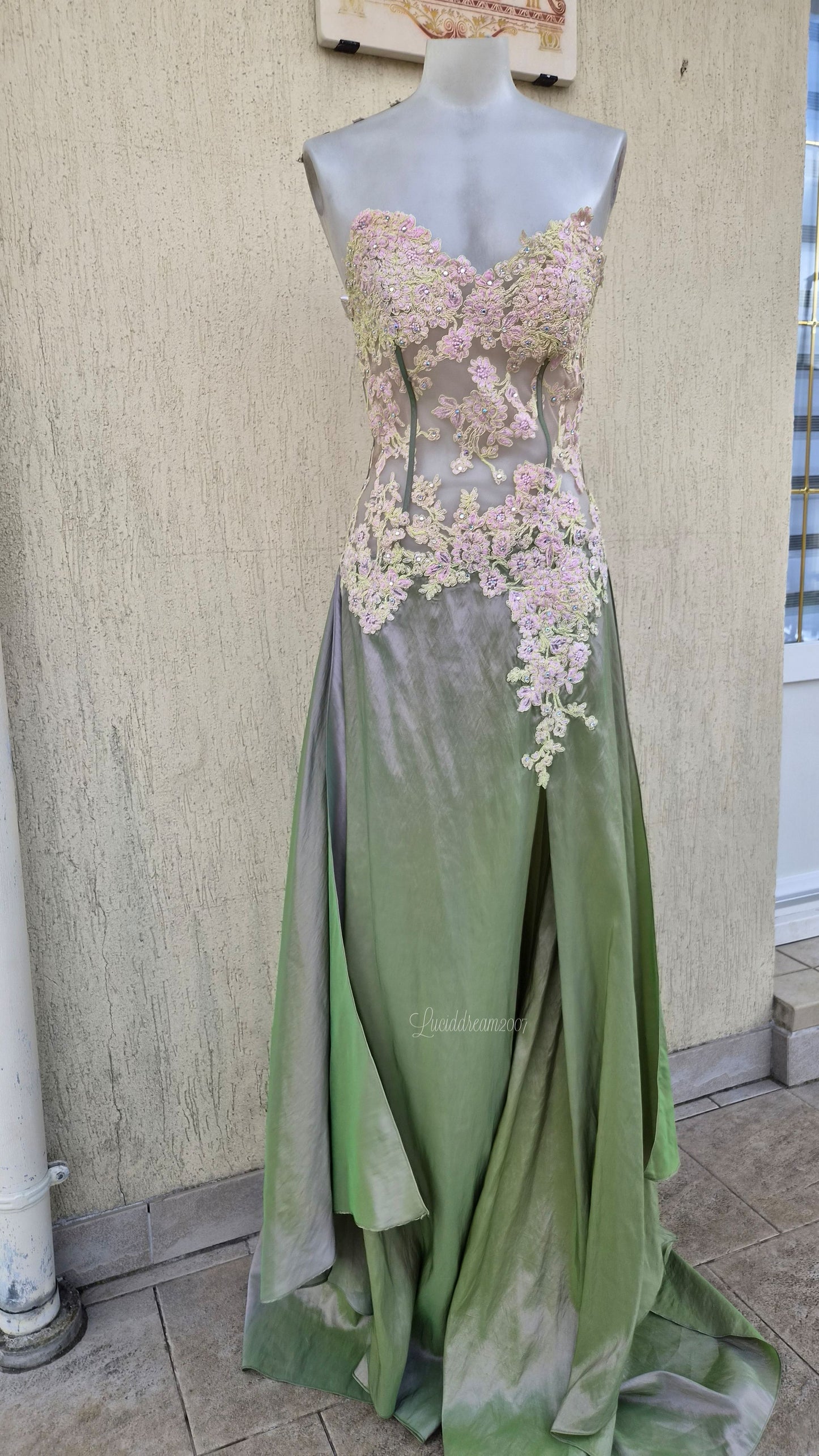 Robe bustier rose et verte